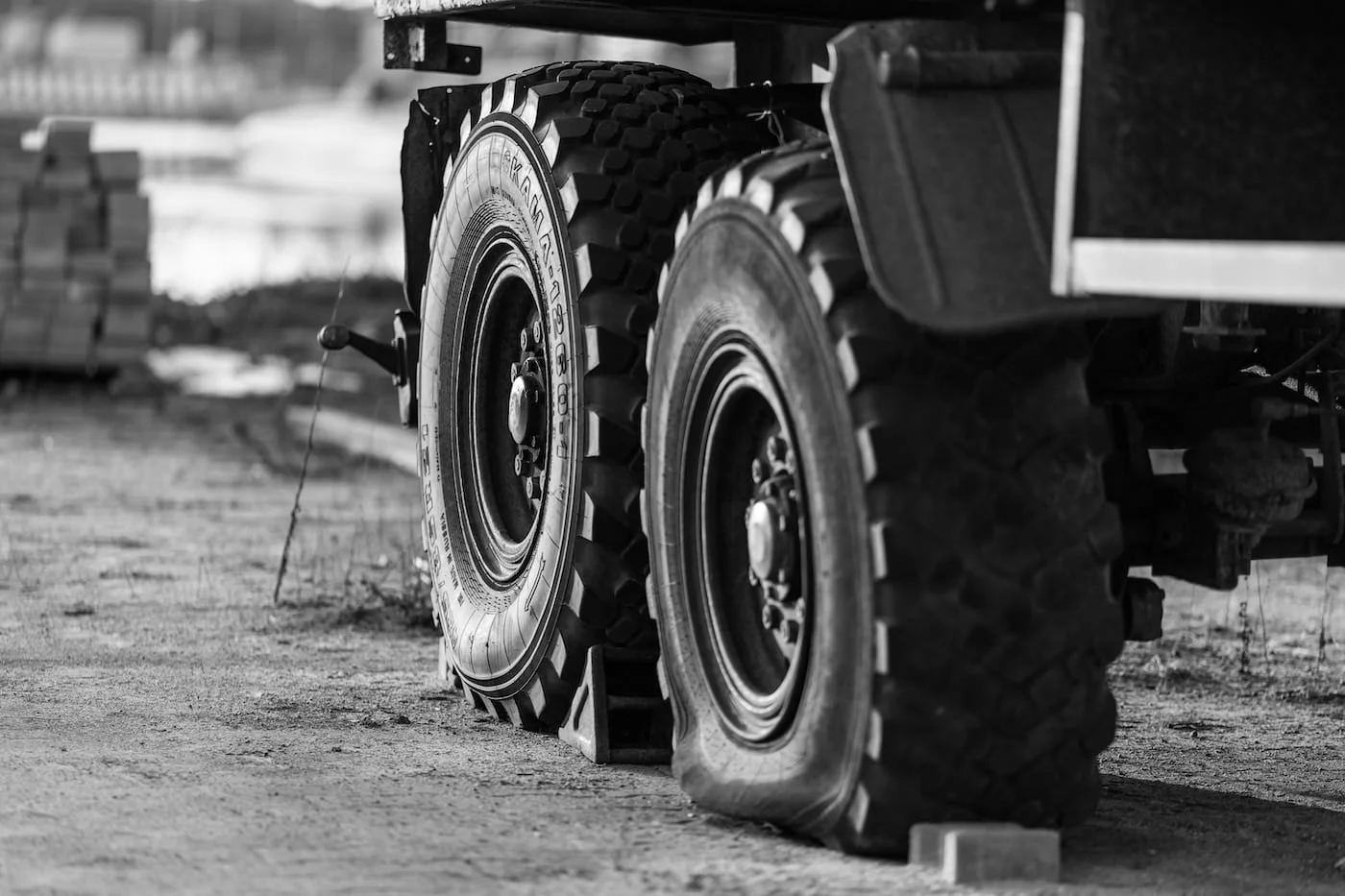 Tyre tread inspection